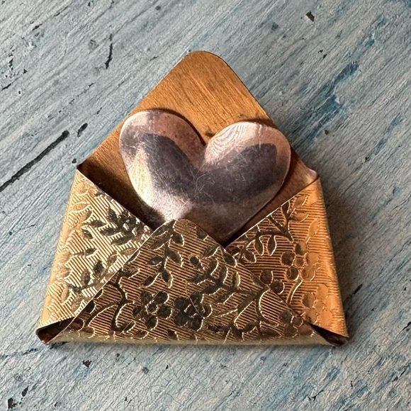 Gold-tone embossed metal envelope pin & a silver heart going into the envelope - Picture 8 of 8